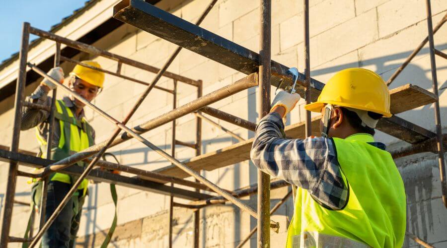 Professional gutter cleaning in Collinsville, OK
